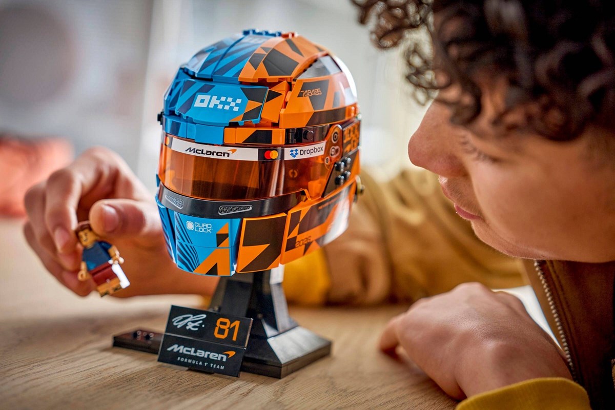 43017 Editions Kask Oscar Piastri McLaren F1®