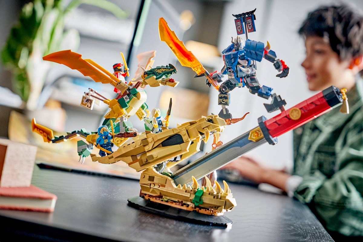 71871 Ninjago Bitwa o Smocze Ostrze