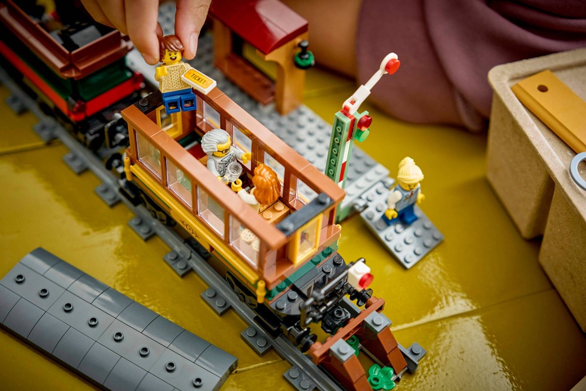 60511 City Retro pociąg z lokomotywą parową