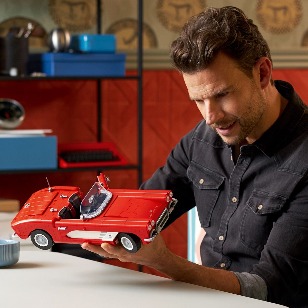 10321 ICONS Corvette